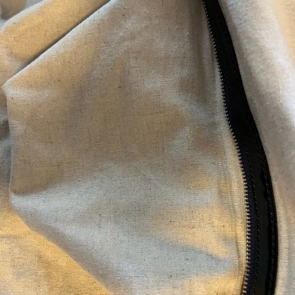 Tory Burch  Travel Bag Large Red and Black Geometric - Picture 11 of 16